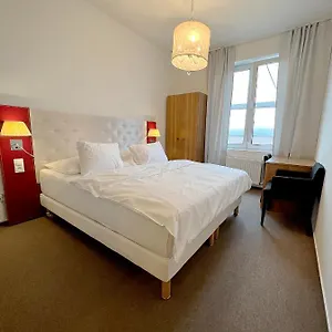 holiday-home-prague.praguehotelsweb.com/